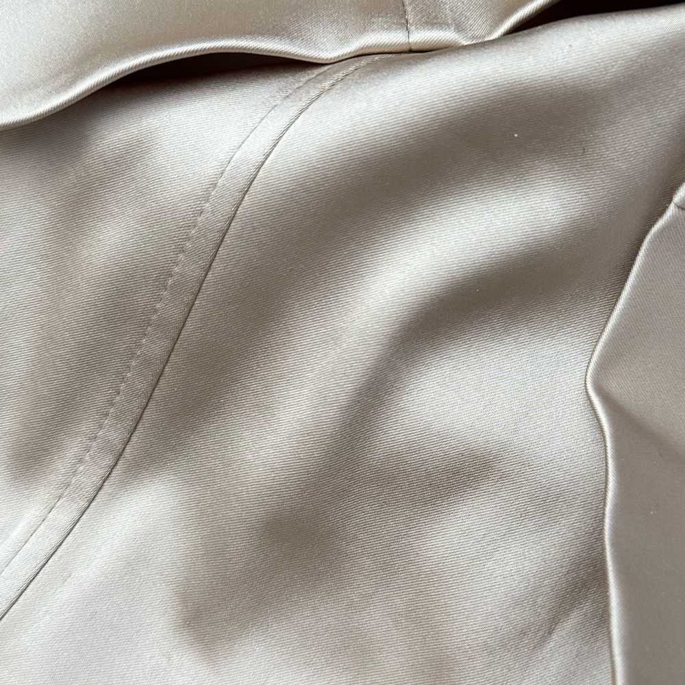 Elegant Cream Satin Party Dress - Picture 9 of 12